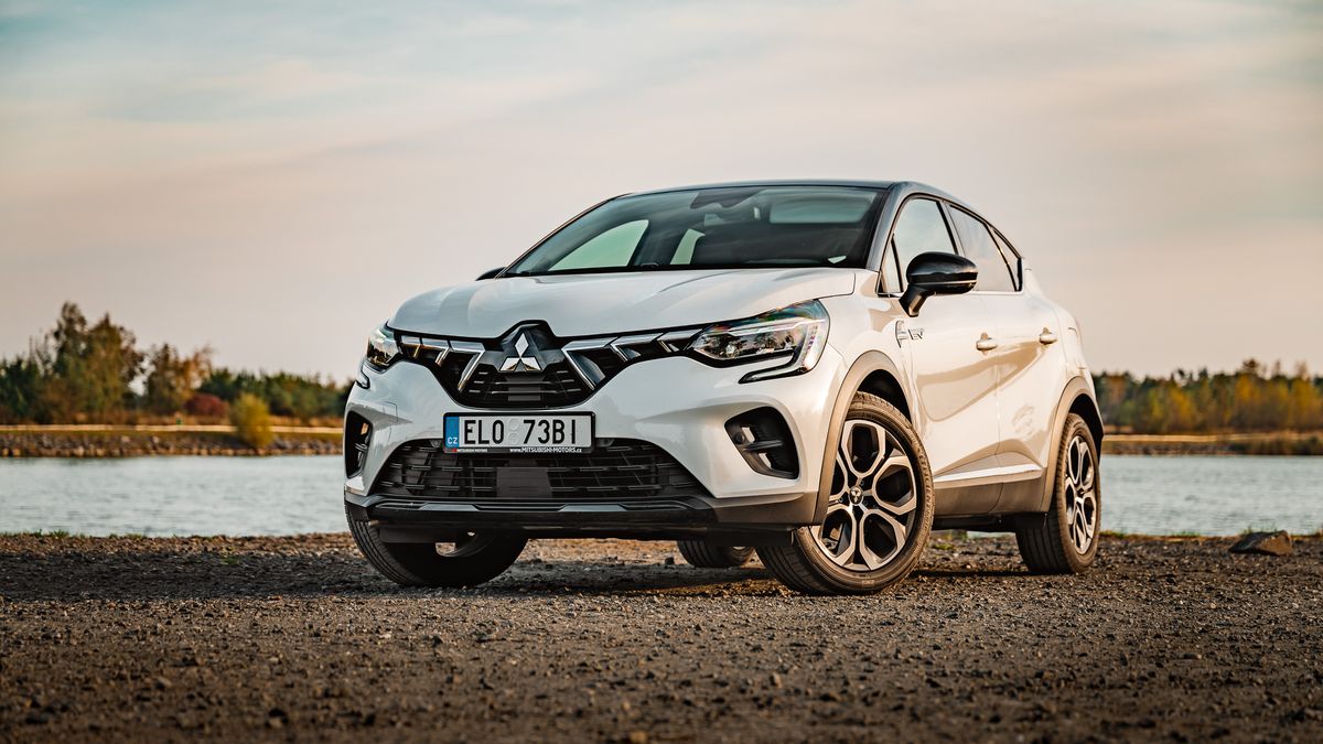 Máte poslední možnost koupit si nové moderní SUV bez otravných asistentů a za rozumné peníze